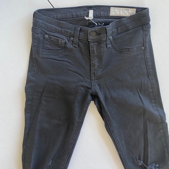 Rag & Bone Mid-Rise Skinny Black Denim Jeans w/ Distressed Knees Size 26 - Picture 2 of 9